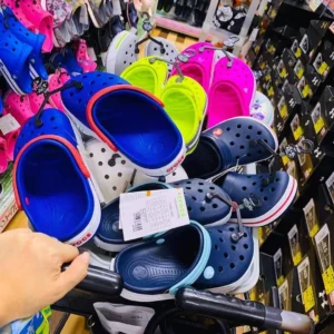 Crocs liquidation pallet